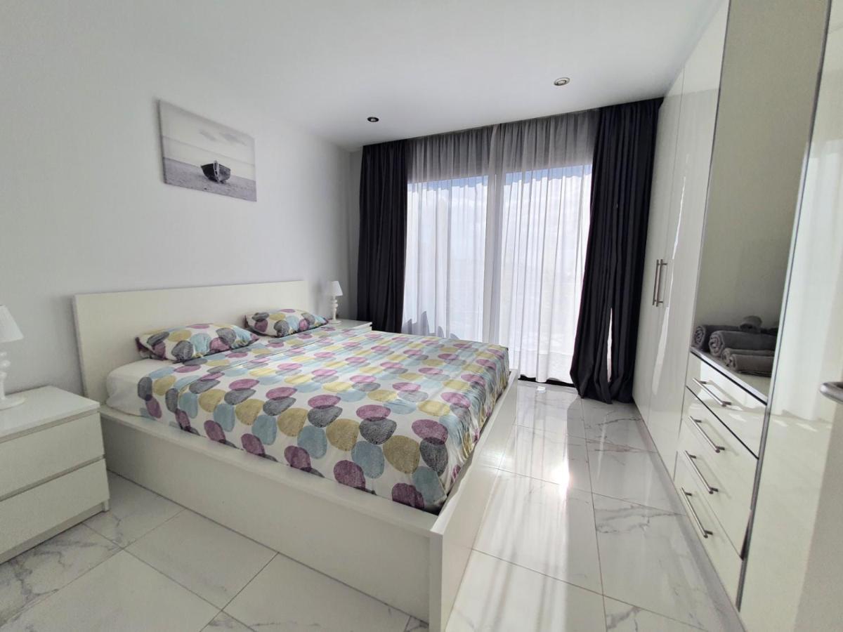 אדחה Sea View In Paradise Court מראה חיצוני תמונה