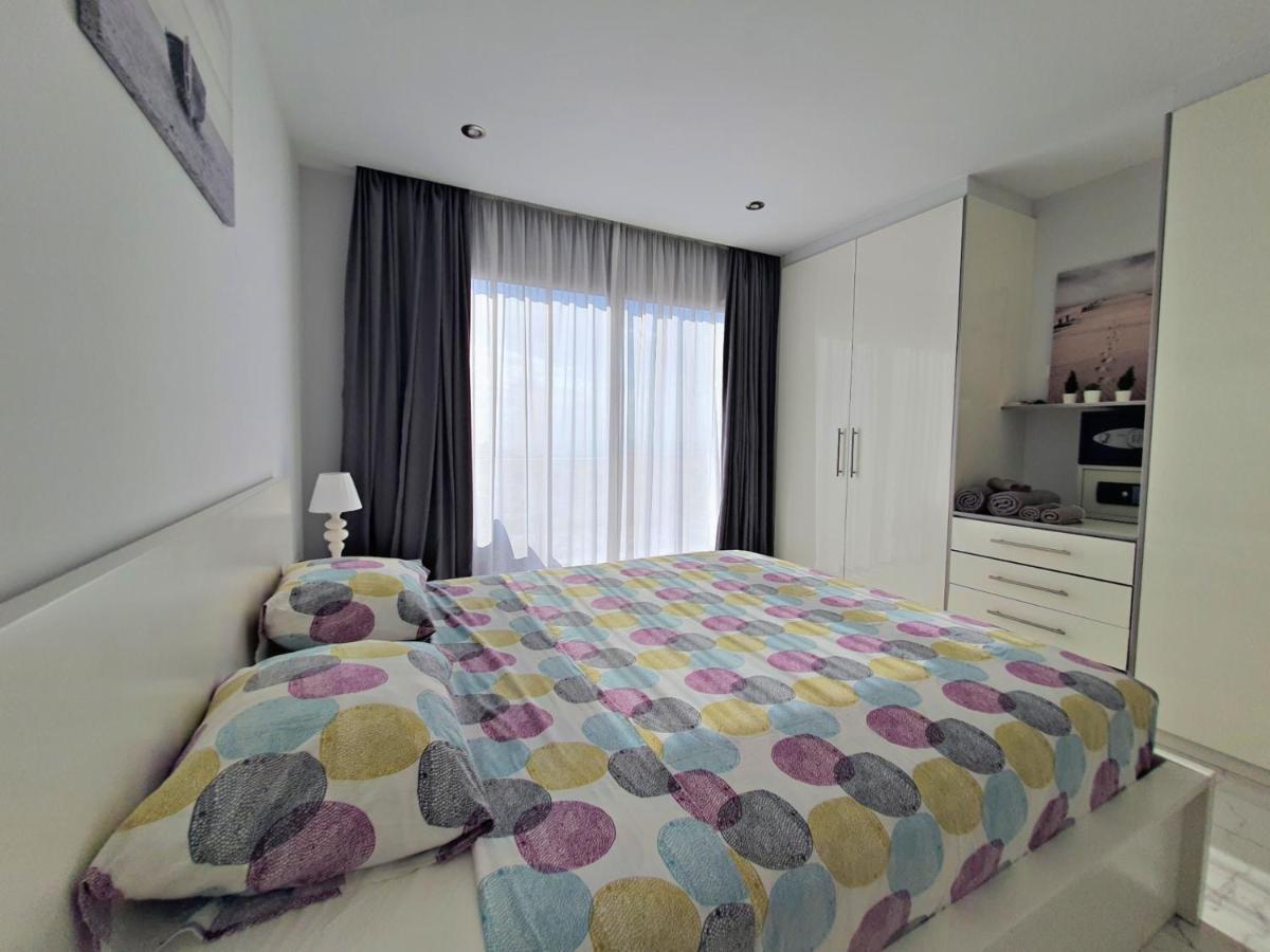 אדחה Sea View In Paradise Court מראה חיצוני תמונה